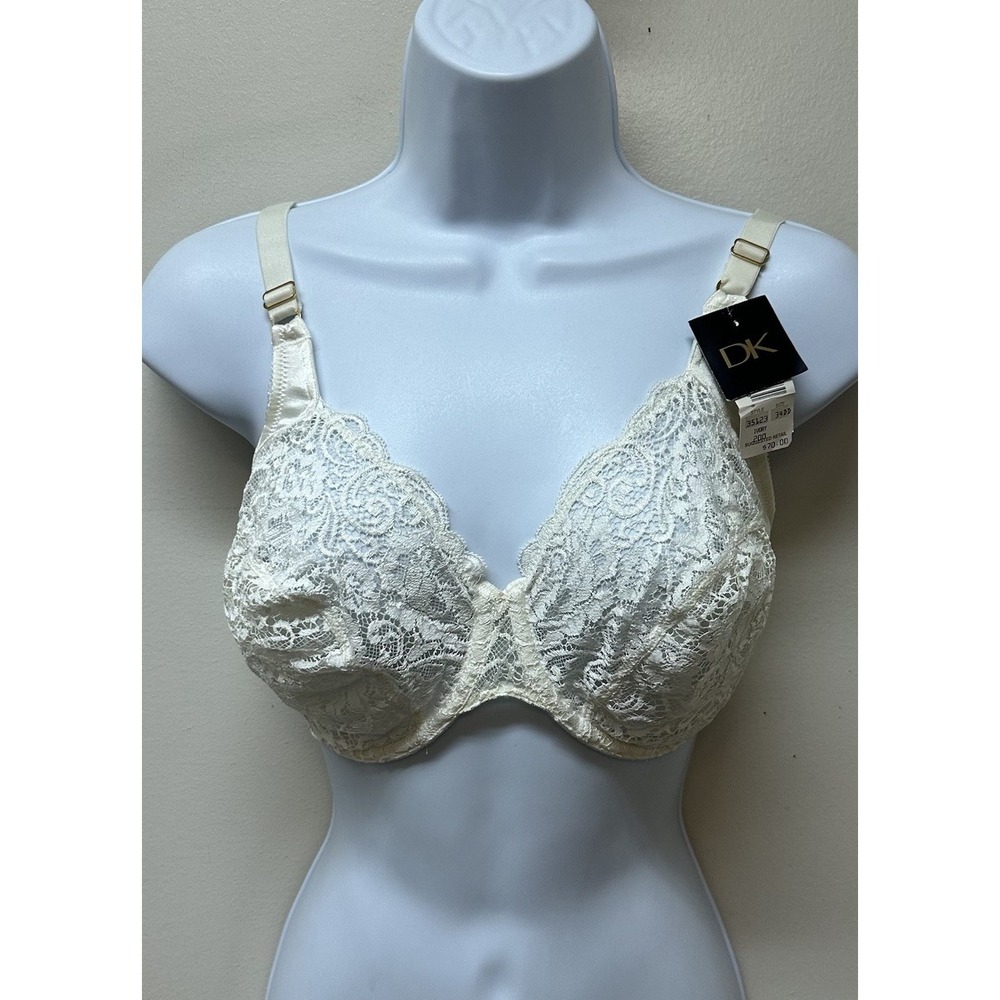 Vintage Donna Karan size 34DD Lace Nylon Bullet Bra Made in USA NEW NOS